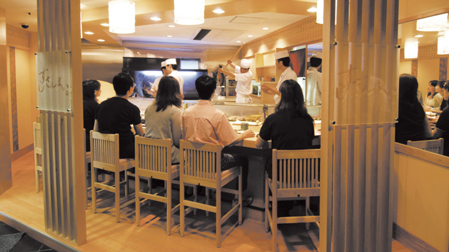 1F／カウンター席